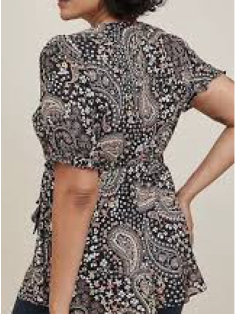 torrid Black Paisley Floral Short Sleeve Blouse - Picture 3 of 7